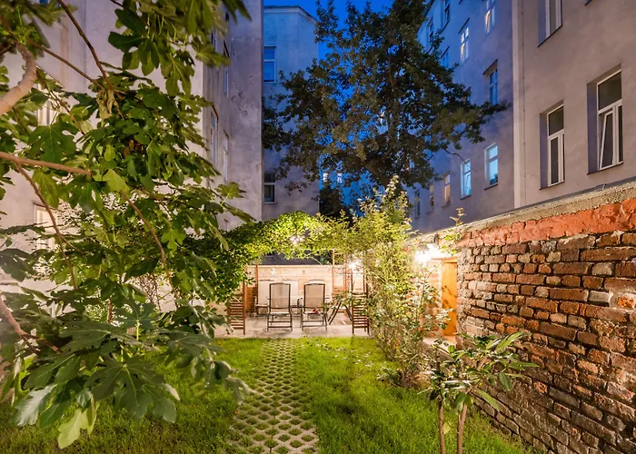 Western Celebrity Apartahotel Viena